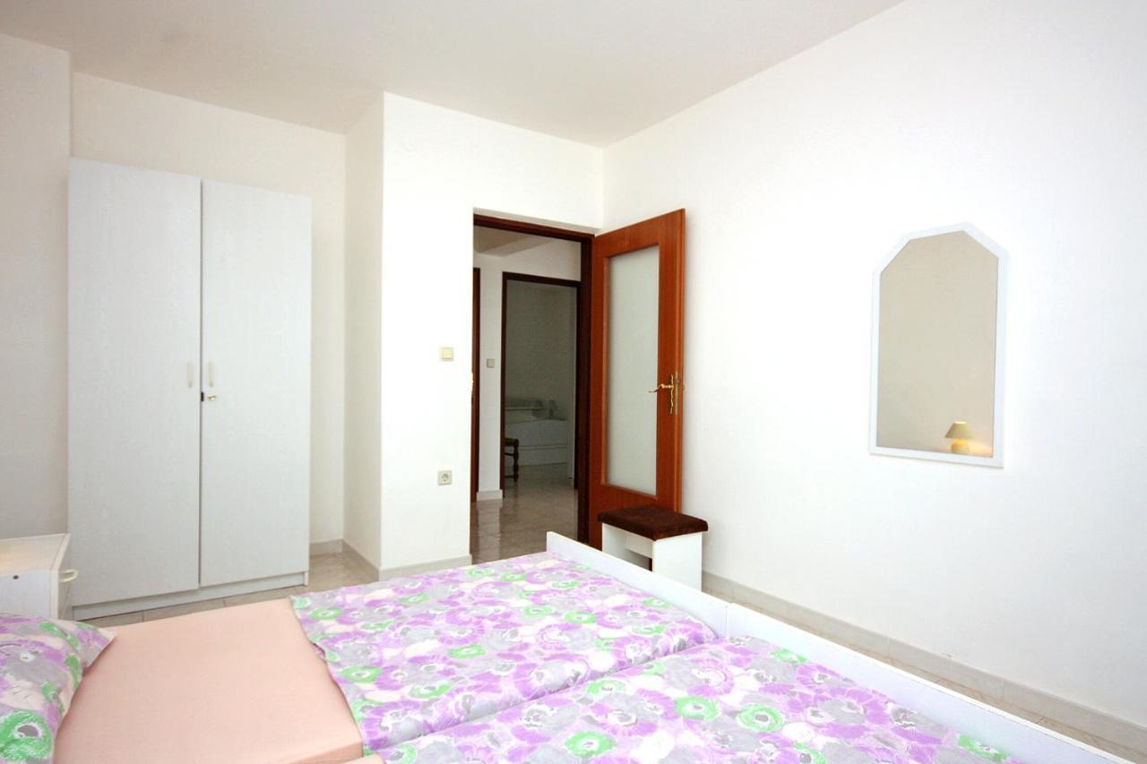 Apartment Barbat 4962A Barbat na Rabu Dış mekan fotoğraf