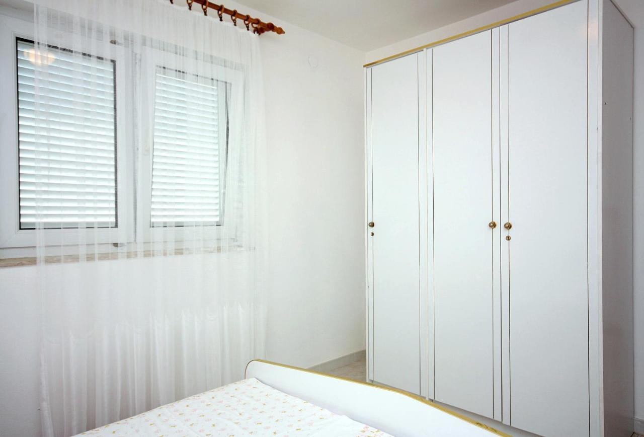 Apartment Barbat 4962A Barbat na Rabu Dış mekan fotoğraf
